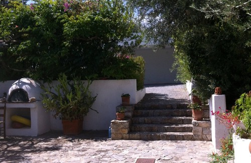 Chalcis House | Seaside Residences near Athens with pool, basket & tennis court