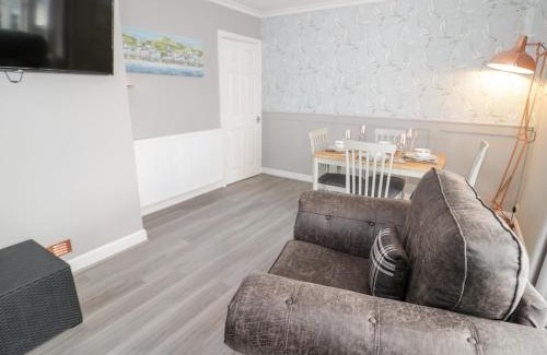 Prestatyn House | Seaside Retreat