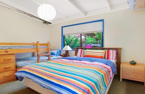 Great Mackerel Beach Cottage | Seaside Secret - relax by the sea