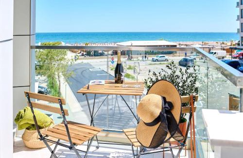 Mamaia-Sat Apartment | Seaside Serenity Apartment in Infinity Beach Resort - parking