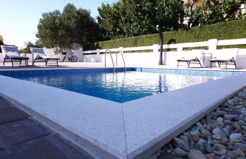 Sukosan Apartment | Seaside Serenity "Sand" with pool, 150m from sea