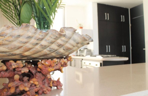 Chicxulub Puerto Apartment | Seaside Villa - Padel & Glamping by LAHOS