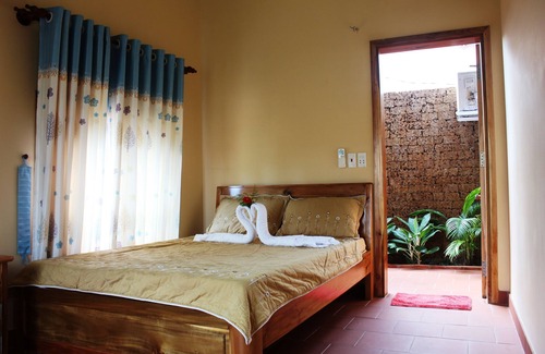 Ong Lang Hotel | Seaside Villa