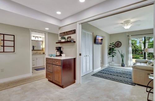Biggar Condo | Seasonal Bliss in Fort Myers, Florida Lake and Golf Views with Golf Membership A