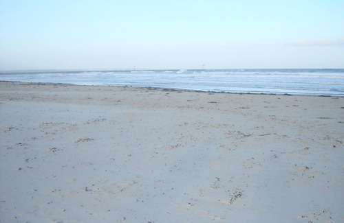 Wells Beach Cottage | Seasonal Duplex Maine Cottage (2023 dates - Check back 1-15-23)