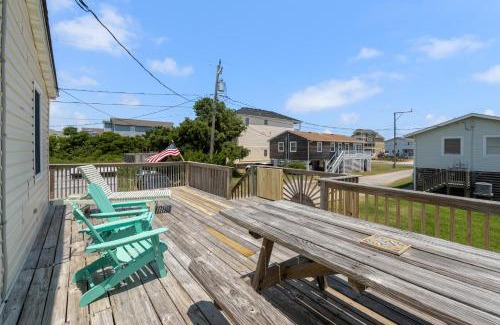 South Nags Head House | Seasons in the Sun
