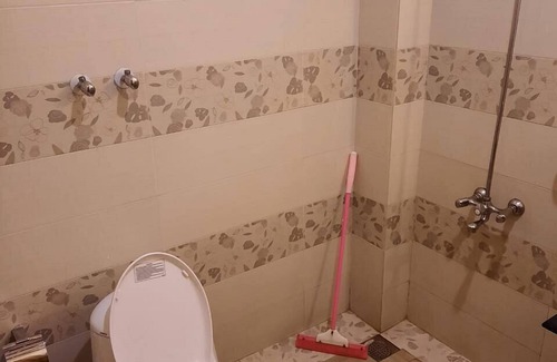 Karachi House | Seasons Inn