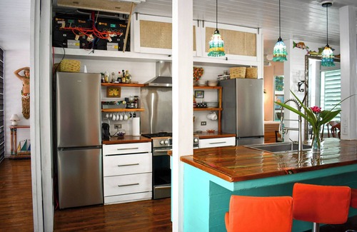 Spanish Wells Cottage | Seawe: Disconnect to Connect – Charming 2-Bedroom Cottage on the Water’s Edge