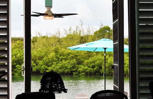 Spanish Wells Cottage | Seawe: Disconnect to Connect – Charming 2-Bedroom Cottage on the Water’s Edge