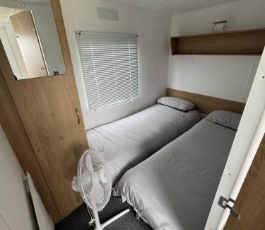 Clacton-on-Sea Resort | Seawick Holiday Park Caravan Hire