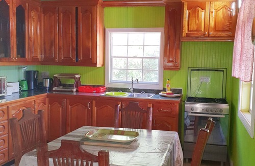 Gros Islet Cottage | Seawind Cottage near Plantation Beach & Gros Islet-Authentic Caribbean Ambiance