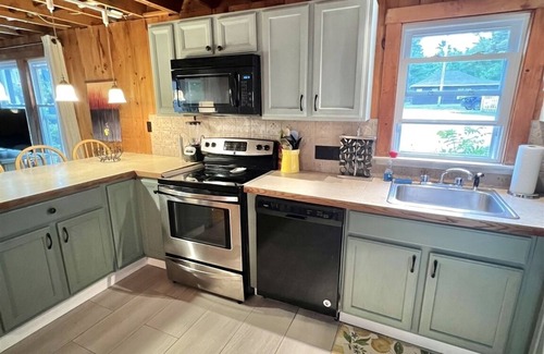 Sebago House | SEBAGO LAKE ACCESS TO SANDY BEACH