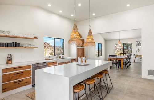 Wonder Valley House | Secluded 15 Acre House with a pool and boulder views!