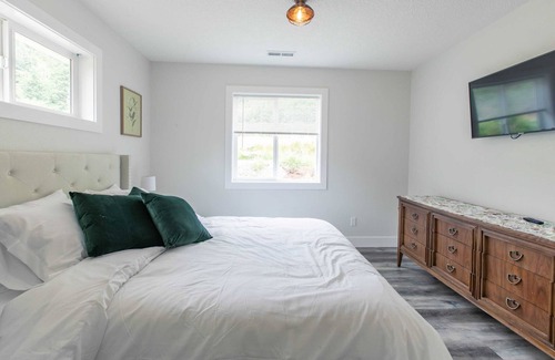 Nehalem House | Secluded Coastal Oasis w/Hot tub, Bbq on 15 acres