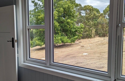 Kangaroo Gully Cottage | Secluded Country Cottage - Idlewild Bridgetown