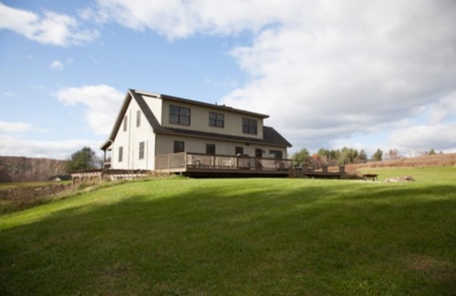 Hollowville House | Secluded family friendly oasis on 15 acres