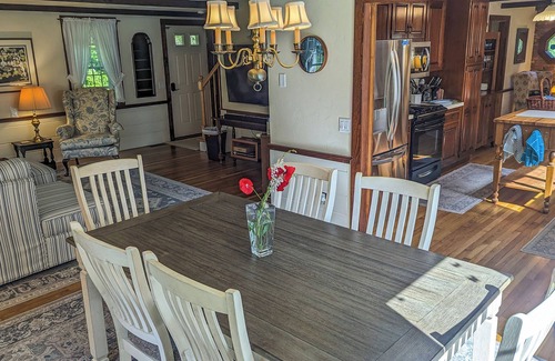 East Dennis House | Secluded Family/Pet Friendly Home in E. Dennis, Near Beaches