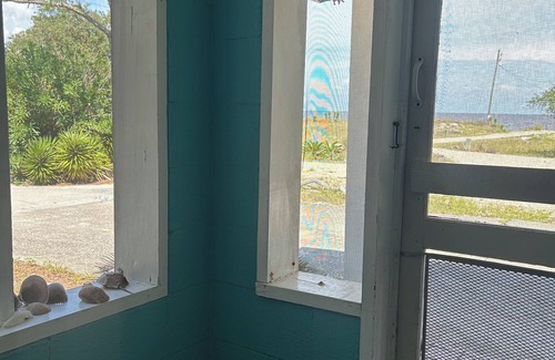 Alligator Point House | Secluded Florida Beach Bungalow FALL SPECIAL 20% OFF!