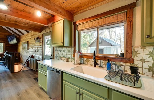 Garden Valley Cabin | Secluded Garden Valley Cabin w/Deck & Views!