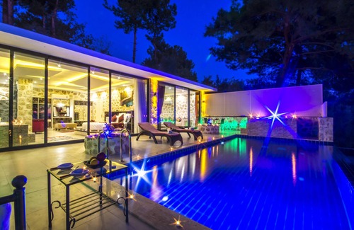 Uzumlu Villa | Secluded Luxury Honeymoon Villa in Üzümlü Village , nr. Kalkan, with Indoor Pool