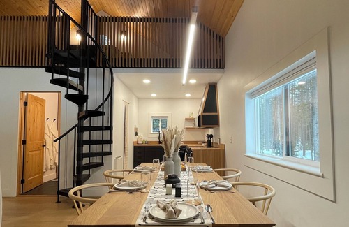 Columbia Falls Cabin | Secluded modern cabin bordering Glacier National Park!