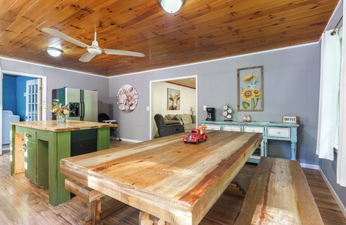 Gatlinburg - Pigeon Forge Cottage | Secluded - Near Pigeon Forge + Gatlinburg! Hot Tub + Firepit + Game Room + WiFi