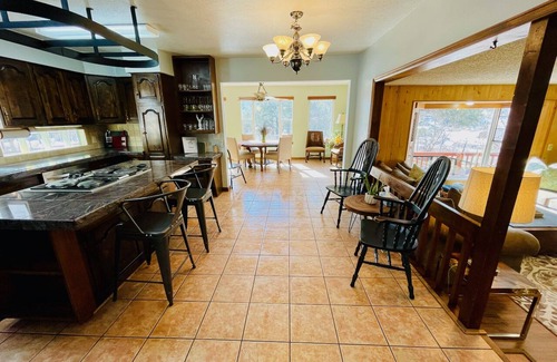 Howard House | Secluded Riverfront Retreat w/hot tub & private river access