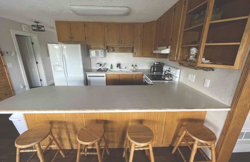 St. Anthony Other | Secluded Riverside Farmhouse - overlooks the Snake River.