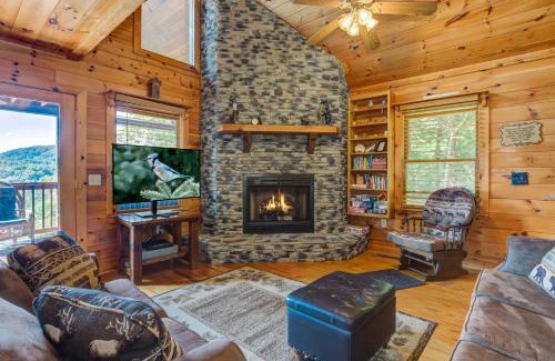 Mineral Bluff House | Secluded Soaks Fireside Sips Evening Smores Fun Games Relaxing Rockers - Sunrise Splendor