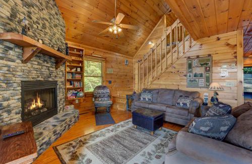 Mineral Bluff House | Secluded Soaks Fireside Sips Evening Smores Fun Games Relaxing Rockers - Sunrise Splendor