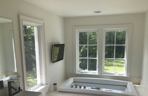Winhall House | Secluded Stratton VT retreat. Spacious Luxurious 4 Lvls 5600 SF, 3DHT, Gour Kit