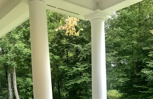 Winhall House | Secluded Stratton VT retreat. Spacious Luxurious 4 Lvls 5600 SF, 3DHT, Gour Kit