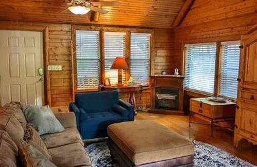 Sulphur Cabin | Secret Cove - Hidden Gem