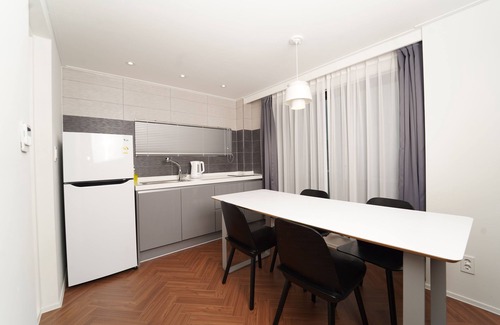 Andeok House | Secret Poolvilla Daejung