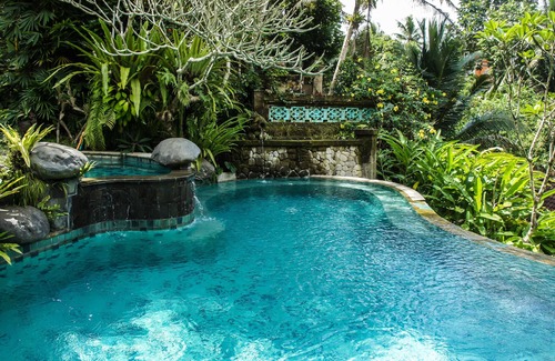 Kutuh Kaja Villa | Secret Tropical Hideaway - Only 5 Min Walk to Central Ubud