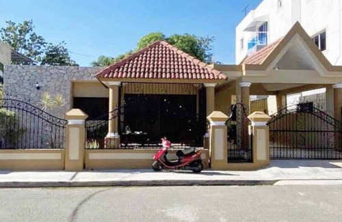 La Vega Province House | Secure & Modern House - Residential Las Carolinas