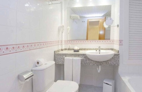 Ibiza Island Hotel | [SEDUQPL-2BD-FAM/2 Bedrooms Apartment] Roof Top Pool/City Heart ♥ Close to the beach