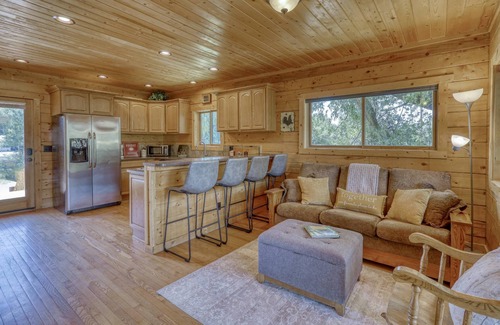 Pagosa Springs Cabin | See Fall's Changing Colors! Riverfront Cozy Cabin, Gas Fireplace, Pet-Friendly, Close to Downtown!
