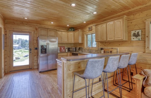 Pagosa Springs Cabin | See Fall's Changing Colors! Riverfront Cozy Cabin, Gas Fireplace, Pet-Friendly, Close to Downtown!