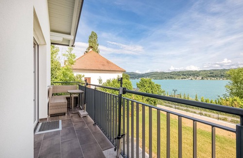 Augsdorf Apartment | Seeblick-Apartment in Velden
