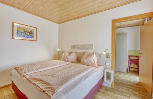 Drobollach am Faakersee Bed & Breakfast | Seeblickstrasse - Fewo Nr.1 - Ferienwohnungen Petschnig