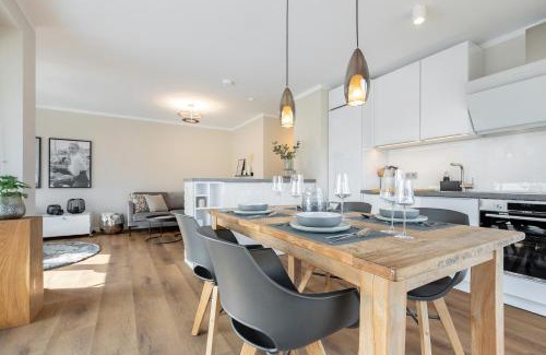 List Apartment | Seekristall