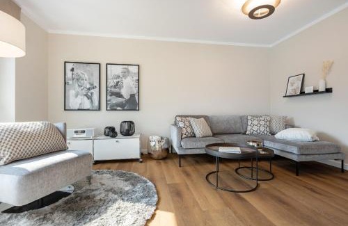 List Apartment | Seekristall