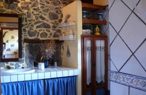 Barranco del Pinar Cottage | Self catering Finca Doramas for 2 people