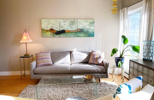 Ward Two Condo | Semester/year rental 10 minute walk to Harvard University