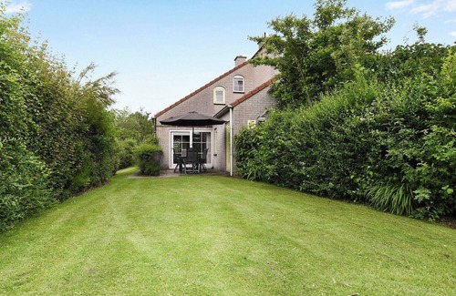 Brouwershaven Cottage | Semi-detached 6-person bungalow