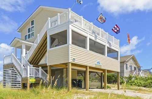 South Nags Head House | Semi-oceanfront in South Nags Head with views! Well-maintained and comfortable!