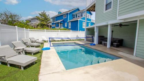 Corolla Light House | Semi-Oceanfront, Private Pool with Cabana! Ocean Views! Pool Table, 126, Newmania