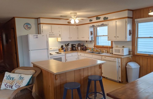 Kitty Hawk Cottage | ⛱Semi-Oceanfront with Ocean Views in Kitty Hawk🌊 Beach Access Just 30 feet away