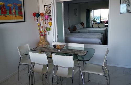Biggera Waters Apartment | Sensational apartment within 15 minutes of all major attractions